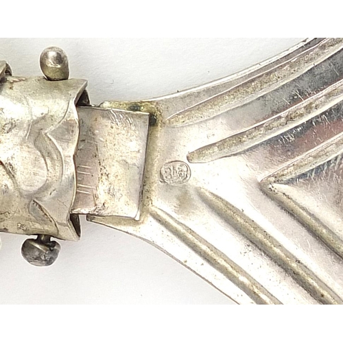 2122 - Two Peruvian style silver articulated fish with abalone eyes, each 19.5cm in length, total weight, 2... 