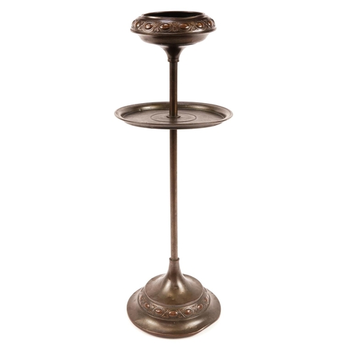 385 - Art Nouveau Daalderop bronzed smoker's stand with tray, embossed with stylised motifs, 75cm high