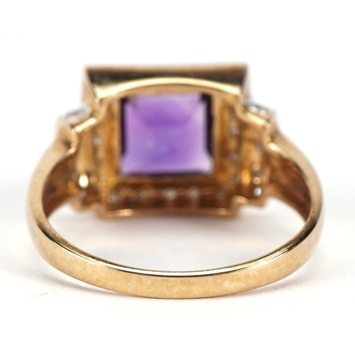 1426 - 9ct gold amethyst and diamond cluster ring, size S, 4.3g