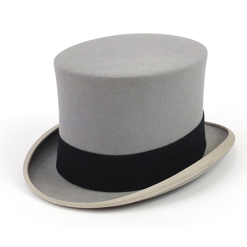 172 - Lock & Co top hat with box, the interior 20.5cm x 16cm