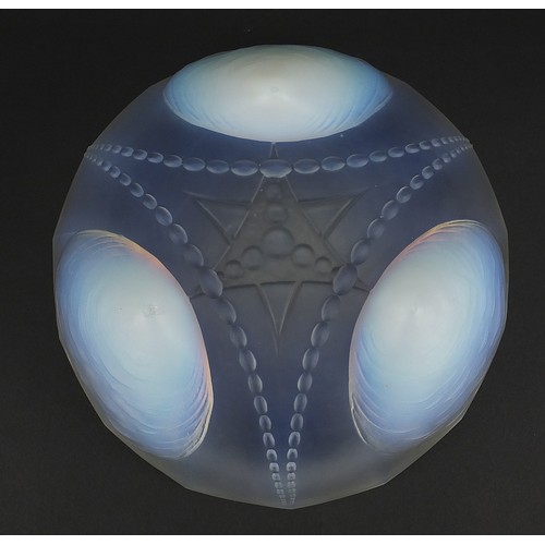 226 - Sabino, French Art Deco opalescent glass bowl, 26cm in diameter