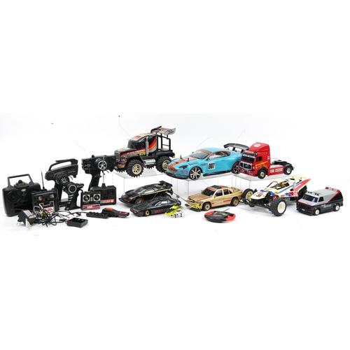 1561 - Collection of vintage and later remote controlled cars