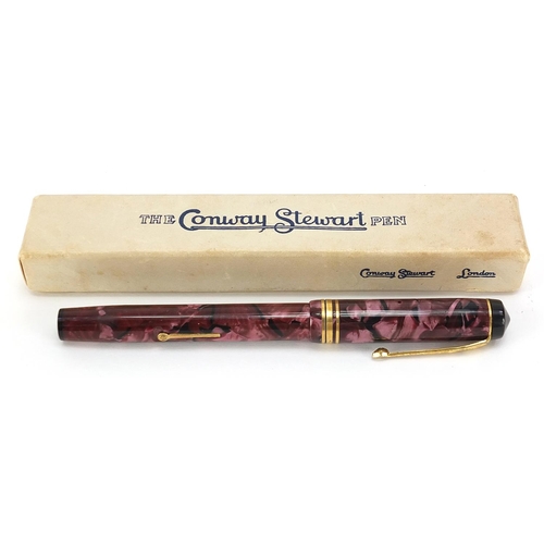 61 - Conway Stewart 388 marbleised fountain pen with 14ct gold nib and box, 12.5cm in length