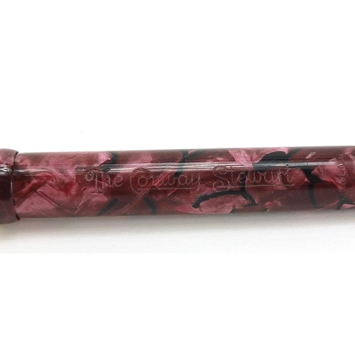 61 - Conway Stewart 388 marbleised fountain pen with 14ct gold nib and box, 12.5cm in length