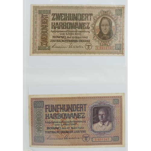 2533 - Large world banknote collection including some vintage