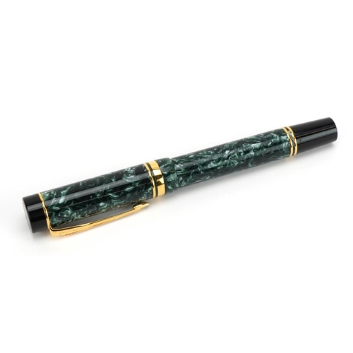 57 - Parker Duofold green marbleised fountain pen with 18k gold nib and case