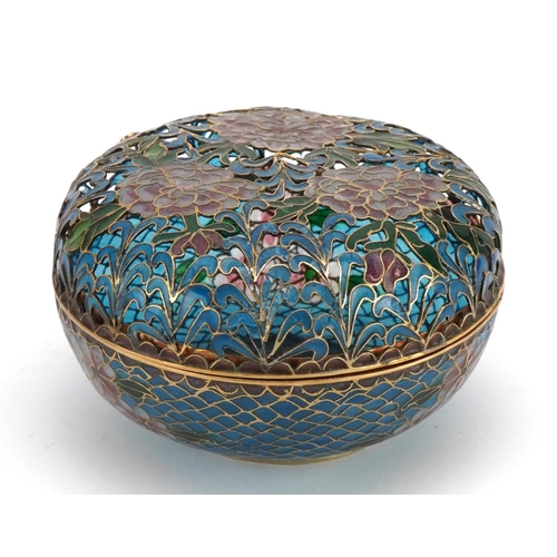 582 - Japanese plique a jour enamel box and cover enamelled with flowers, 10cm in diameter