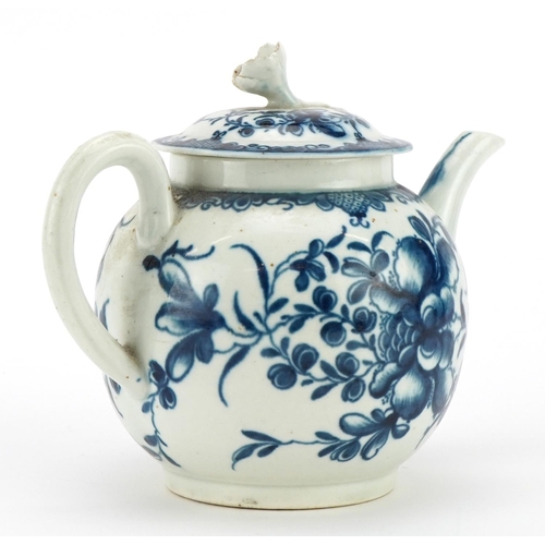 91 - Worcester, 18th century Dr Wall period teapot with floral knop decorated in the Mansfield pattern, 1... 