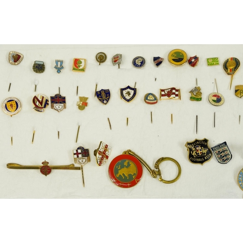 2449 - Large collection of world football club stickpins, lapel pins and badges, some enamel, including Eng... 