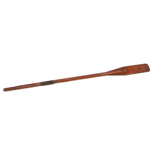 672 - Vintage wooden rowing oar, 182cm in length