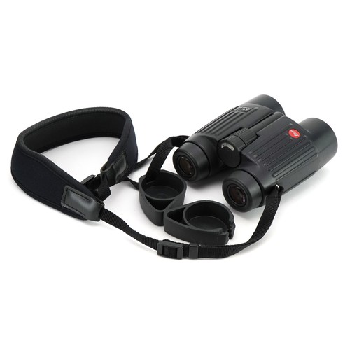 1342 - Pair of Leica Trinovid 8x42 BN binoculars with box and leather case, 14.5cm in length