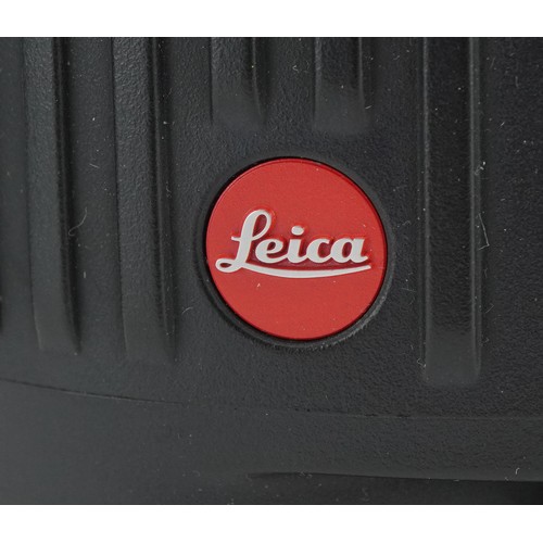 1342 - Pair of Leica Trinovid 8x42 BN binoculars with box and leather case, 14.5cm in length