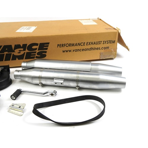 1184 - Harley Davidson motorcycle exhaust system in a Vance & Hines box