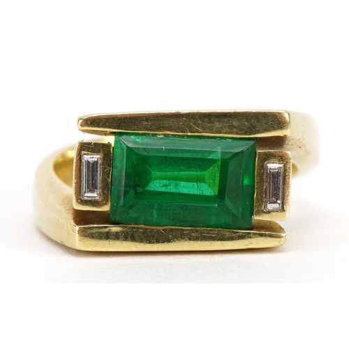 1096 - Art Deco style 18ct gold green stone and diamond crossover ring, size M/N, 10.8g