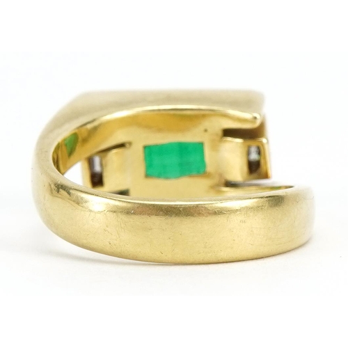 1096 - Art Deco style 18ct gold green stone and diamond crossover ring, size M/N, 10.8g