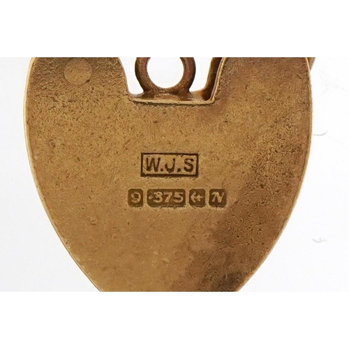 1505 - 9ct gold love heart padlock with engraved decoration, 2.1cm high, 2.4g