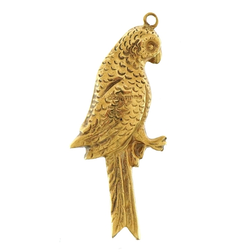 1129 - 9ct gold parrot charm, 3.5cm high, 1.4g