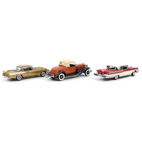 323 - Three Frankin Mint Precision diecast vehicles with boxes comprising 1932 Cadillac V-16 Roadster, 195... 