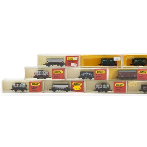 483 - Fifteen Hornby Minitrix N gauge model railway tankers and wagons with cases