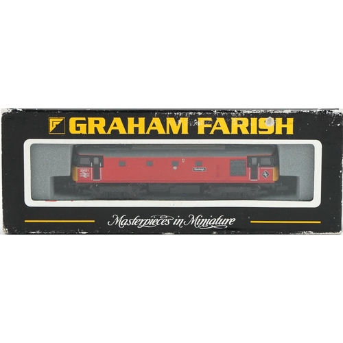 362 - Two Graham Farish N gauge model railway locomotives with cases, numbers 371-126 and 372-975Z