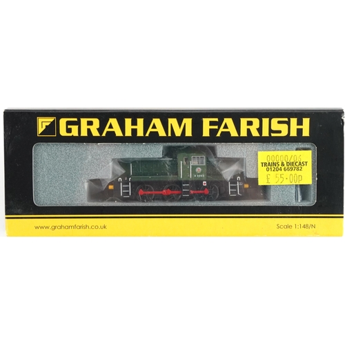 371 - Two Graham Farish N gauge model railway locomotives with cases, numbers 371976 and 372-950