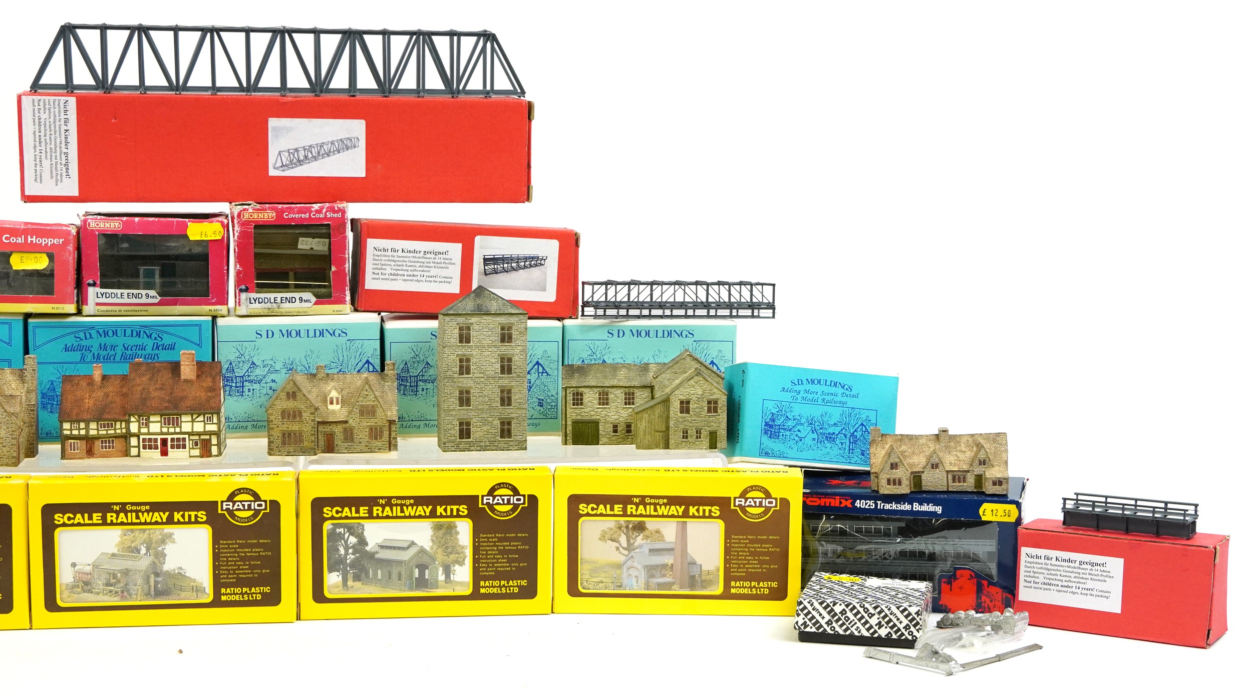 Collection of N gauge model railway trackside buildings and accessories