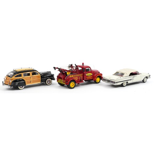 325 - Three Frankin Mint diecast Precision vehicles with boxes comprising 1960s Chevrolet Impala, 1942 Chr... 