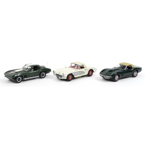 324 - Three Frankin Mint Corvette diecast Precision vehicles with boxes comprising limited edition 1957 Co... 