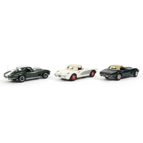 324 - Three Frankin Mint Corvette diecast Precision vehicles with boxes comprising limited edition 1957 Co... 