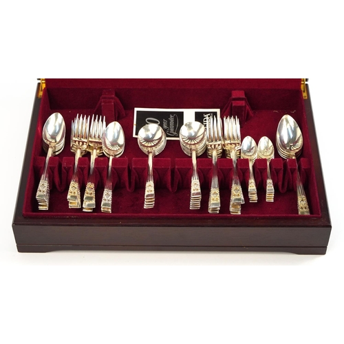 49 - Oneida twelve place canteen of community silver plated cutlery housed in a mahogany canteen, the can... 