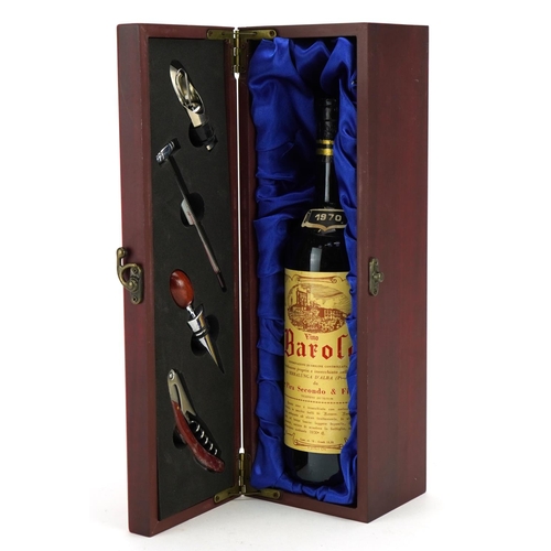 114 - Bottle of 1970 Vino Barolo red wine with presentation box and accessories