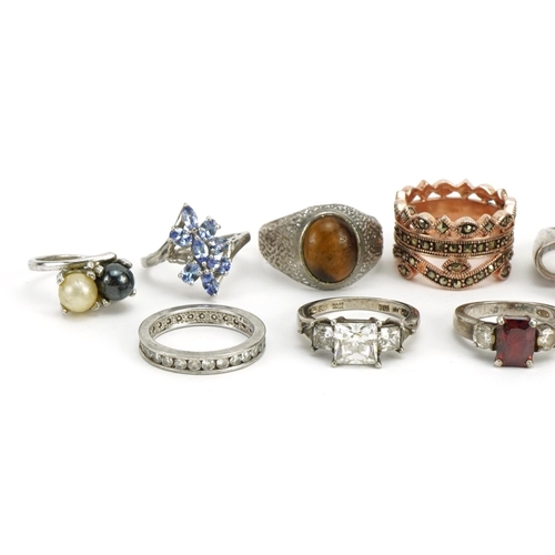 1516 - Twelve silver rings, some set with semi precious stones, various sizes, total 53.0g