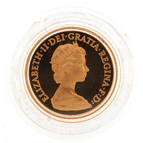 1032 - Queen Elizabeth II 1980 proof gold sovereign with Royal Mint case