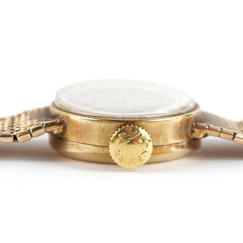 1048 - Ladies Longines 9ct gold wristwatch with 9ct gold strap, housed in a Longines box, the case 18mm in ... 
