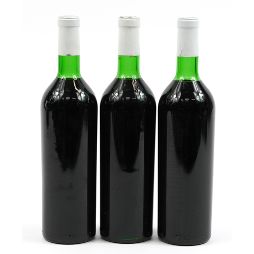 127 - Three bottles of 1986 Jacques Antoine de Robert Homere Pauillac red wine