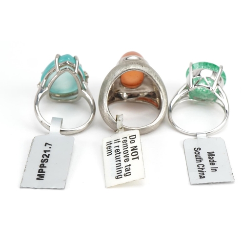 1588 - Three silver gem set rings including cabochon orange stone, sizes M and N, total 26.0g