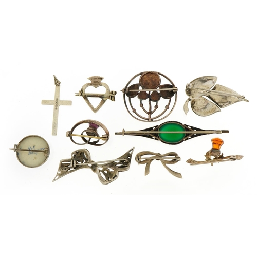 1512 - Vintage and later silver and white metal jewellery including a Charles Horner brooch, marcasite cros... 