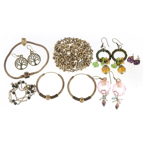 1612 - Group of vintage and later jewellery including a Modernist silver necklace and colourful crystal ear... 