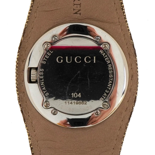 1506 - Gucci, ladies Gucci Bandeau wristwatch numbered 104 with Gucci box, overall 38mm wide