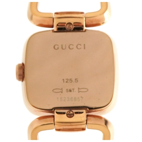 1559 - Gucci, ladies Gucci Dial G wristwatch numbered 125.5 with spare link and box, the case 24mm wide