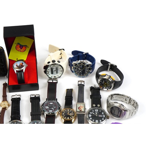 1625 - Vintage and later ladies and gentlemen's wristwatches including Rotary, Lorus, Pulsar, Casio and Sek... 