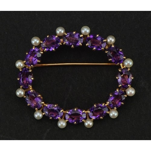 1153 - 14k gold amethyst and seed pearl oval brooch, 4.0cm wide, 8.1g