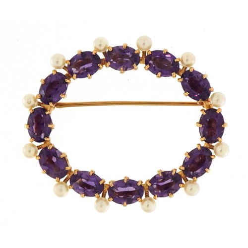 1153 - 14k gold amethyst and seed pearl oval brooch, 4.0cm wide, 8.1g