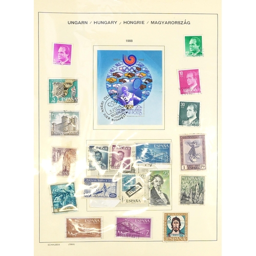 2033 - Extensive collection of world stamps arranged in nineteen albums including Cuba, Cyprus, Africa and ... 