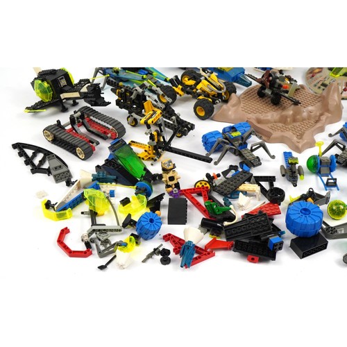 1458 - Collection of vintage Lego with instructions including Lego Technic 8222, Lego System 6907/6909, 696... 