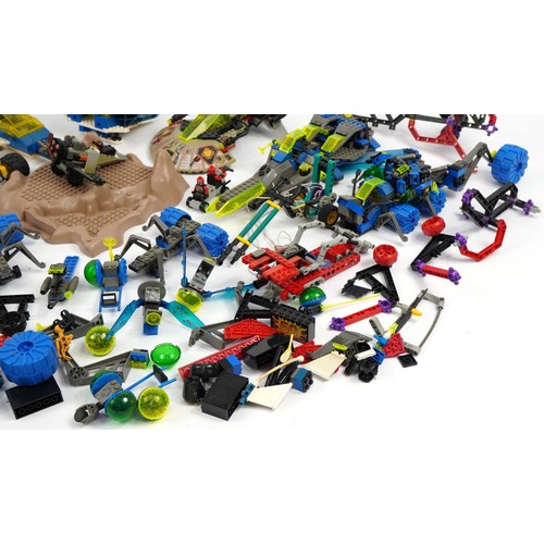 1458 - Collection of vintage Lego with instructions including Lego Technic 8222, Lego System 6907/6909, 696... 