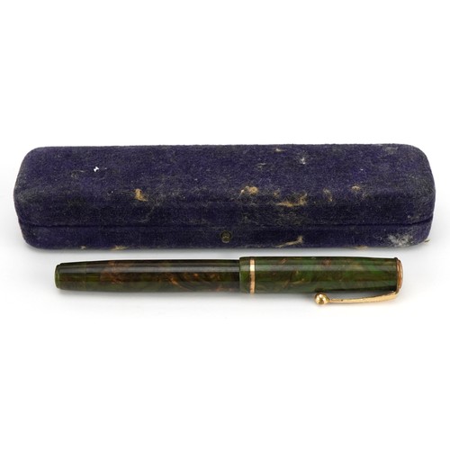 72 - Green Parker Moderne Duette fountain pen, 11cm in length