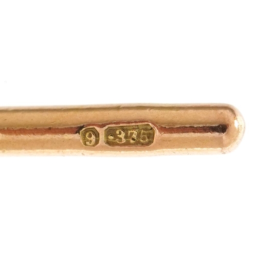 2568 - 9ct rose gold T bar, 3.5cm wide, 2.7g