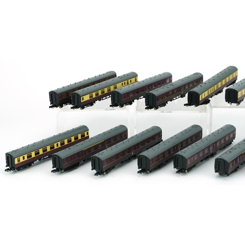 1416 - Thirteen Graham Farish N gauge model railway coaches