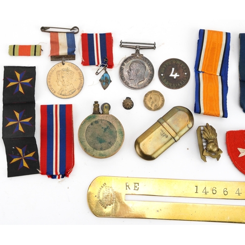 1764 - British militaria including World War I 1914-1918 war medal awarded to 460717 PTE.H.BEENY.8-CAN.INF.... 